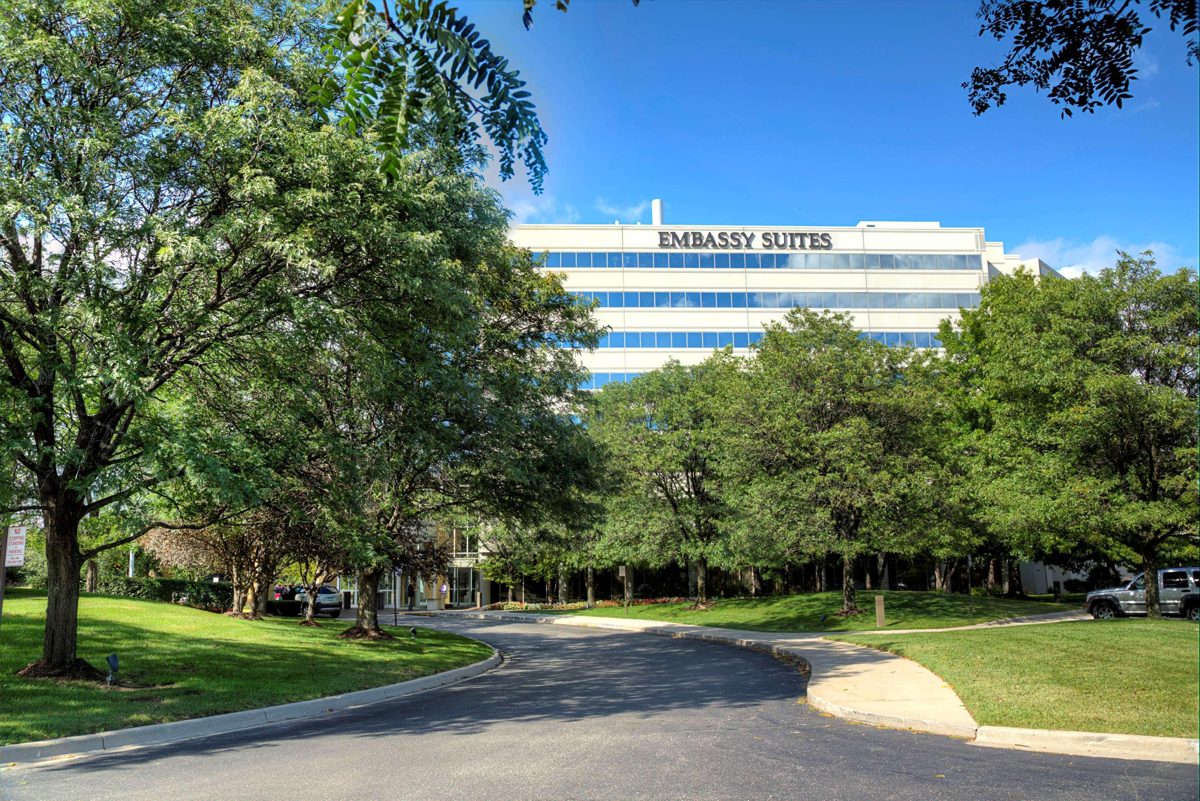 Embassy Suites By Hilton Detroit Troy Auburn Hills Eksteriør billede