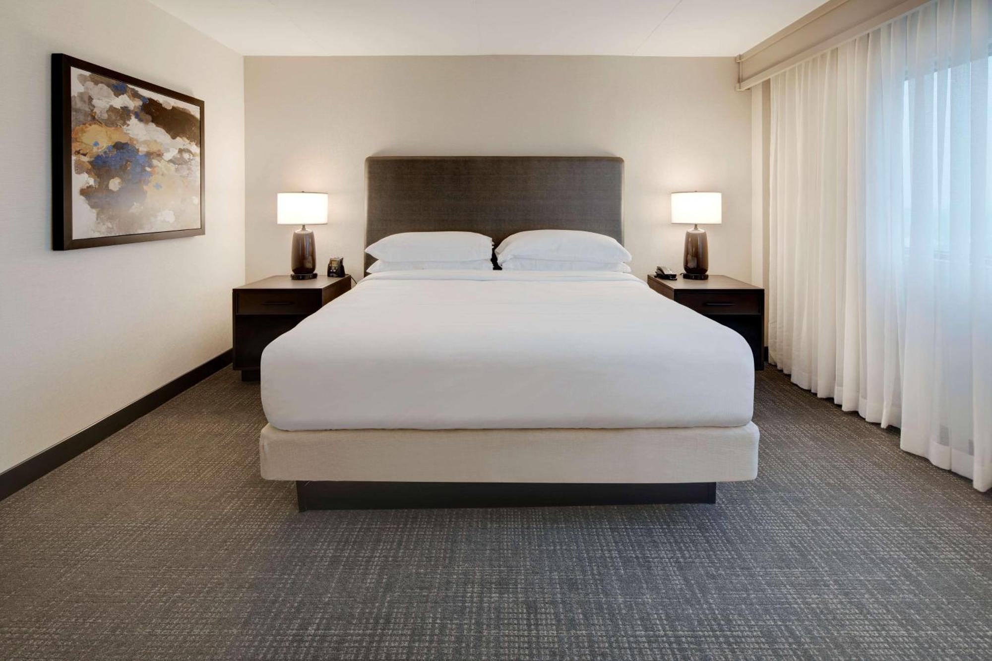 Embassy Suites By Hilton Detroit Troy Auburn Hills Eksteriør billede