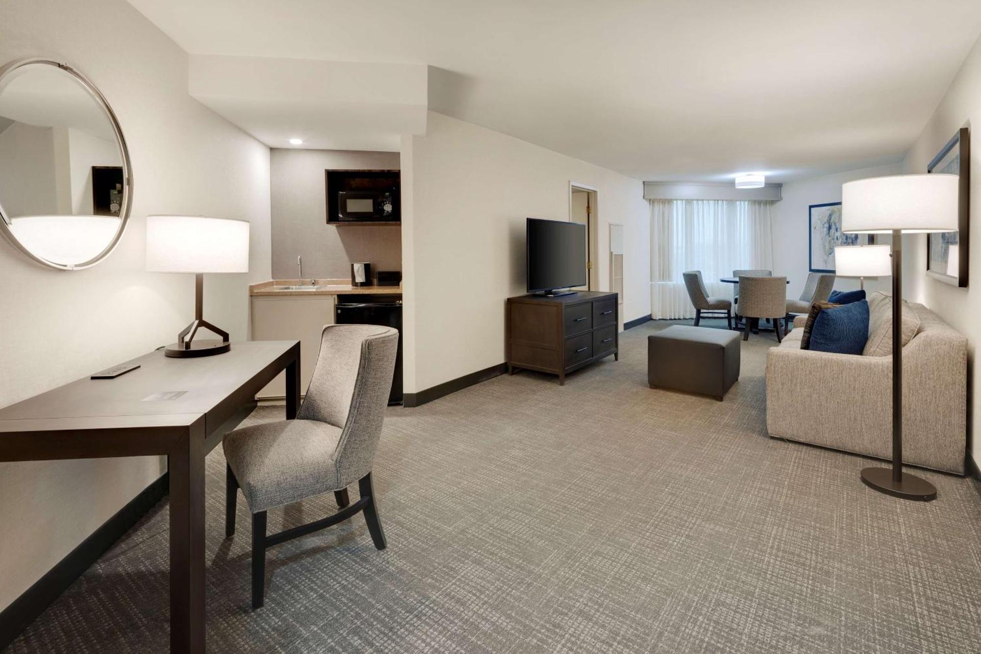Embassy Suites By Hilton Detroit Troy Auburn Hills Eksteriør billede