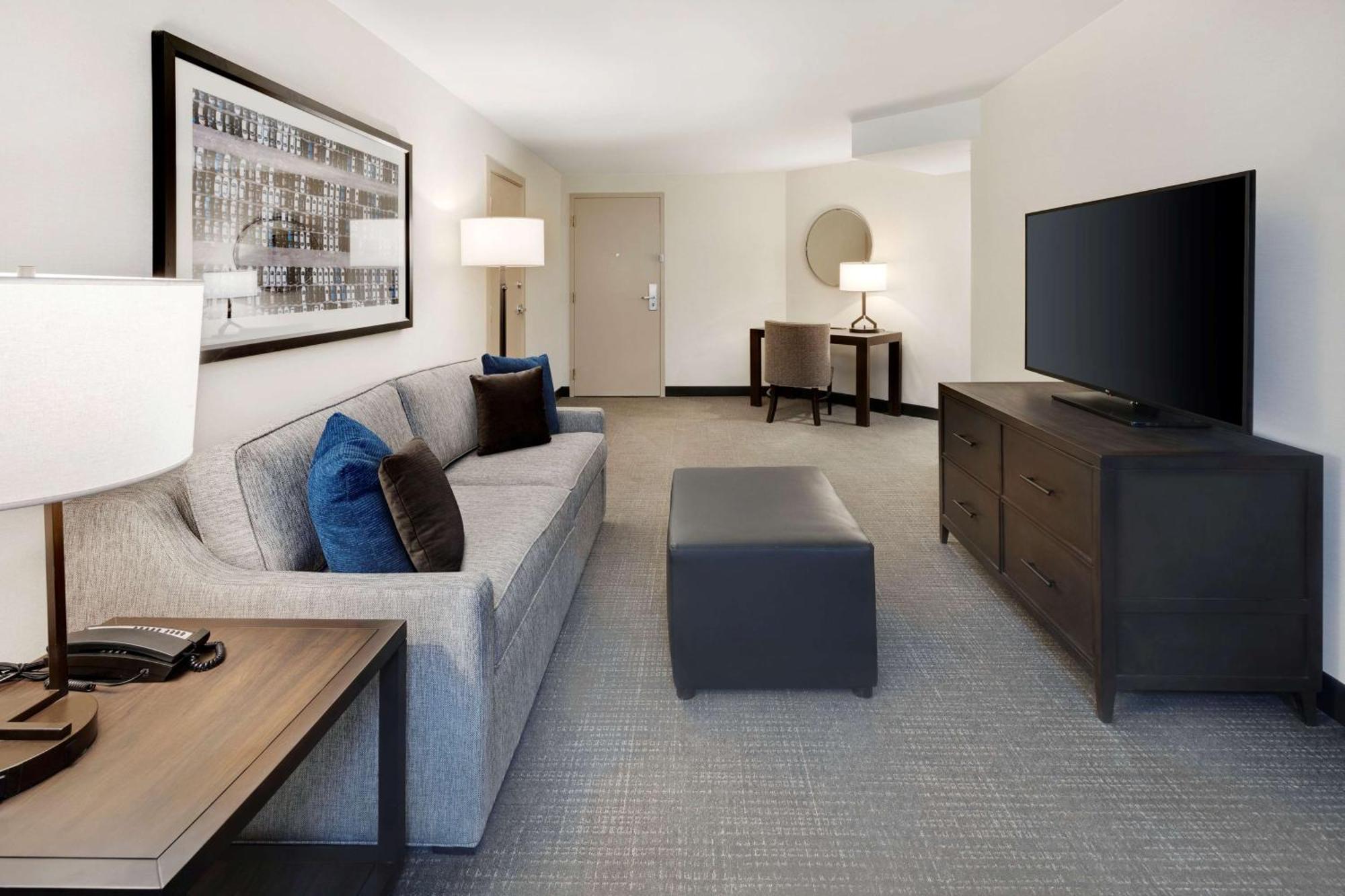 Embassy Suites By Hilton Detroit Troy Auburn Hills Eksteriør billede