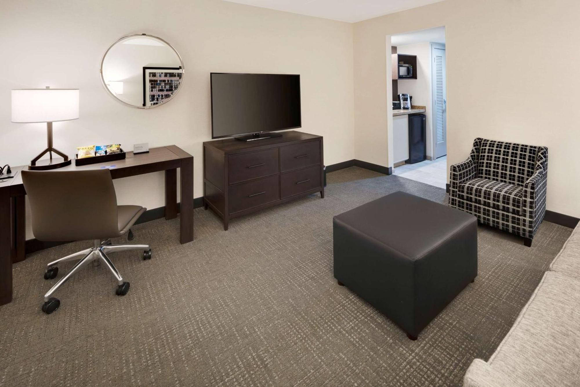 Embassy Suites By Hilton Detroit Troy Auburn Hills Eksteriør billede