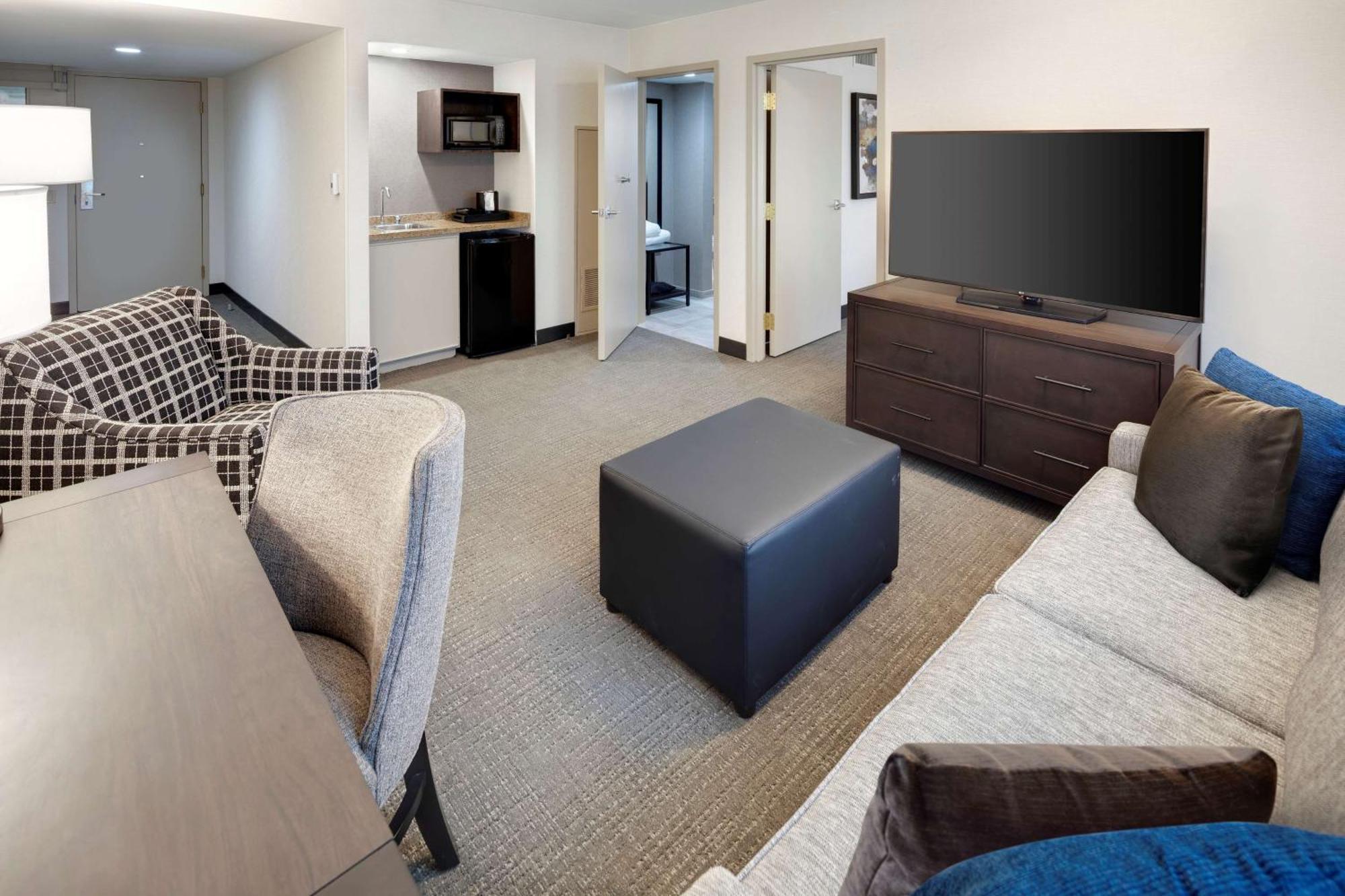 Embassy Suites By Hilton Detroit Troy Auburn Hills Eksteriør billede
