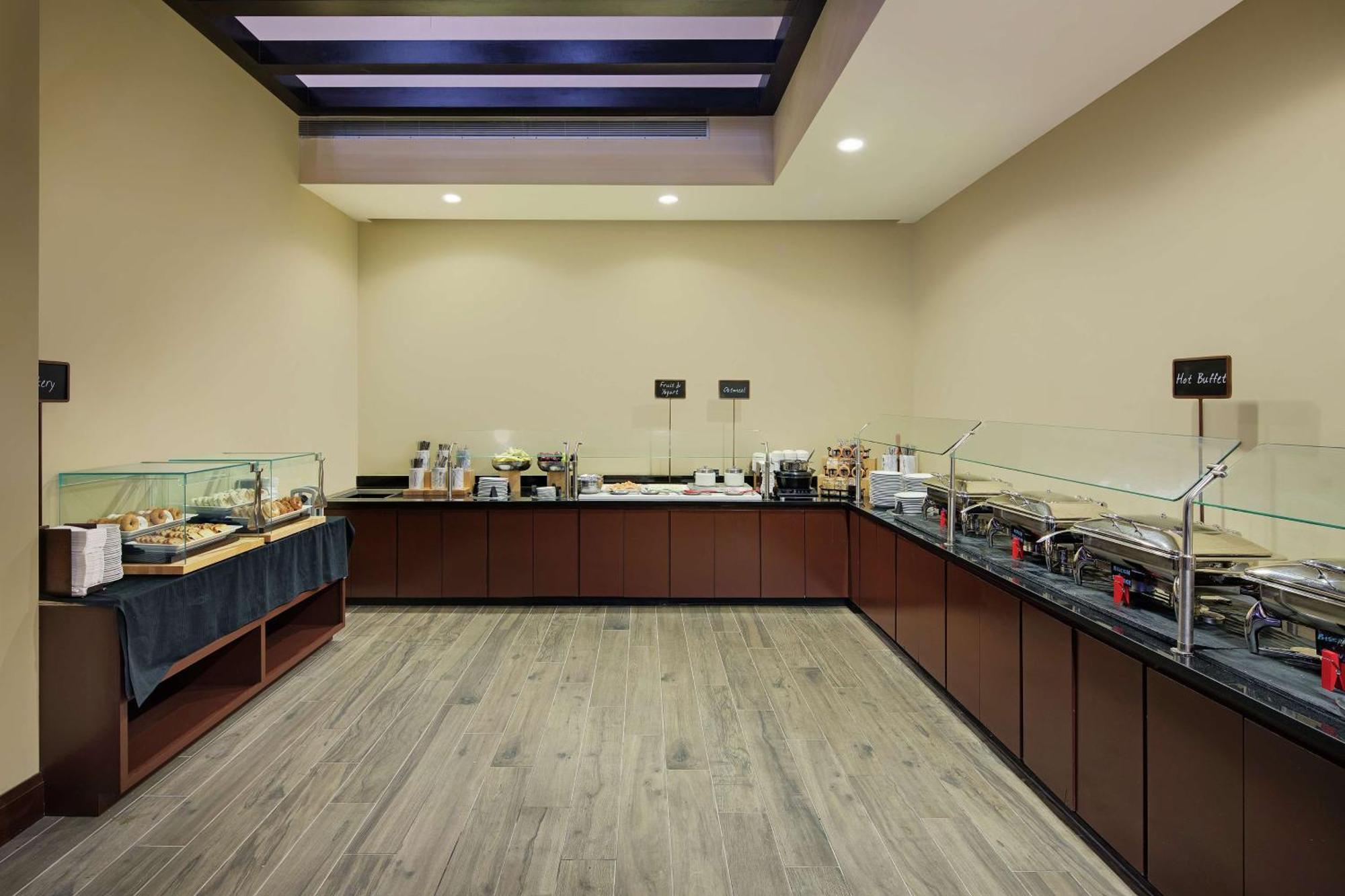 Embassy Suites By Hilton Detroit Troy Auburn Hills Eksteriør billede